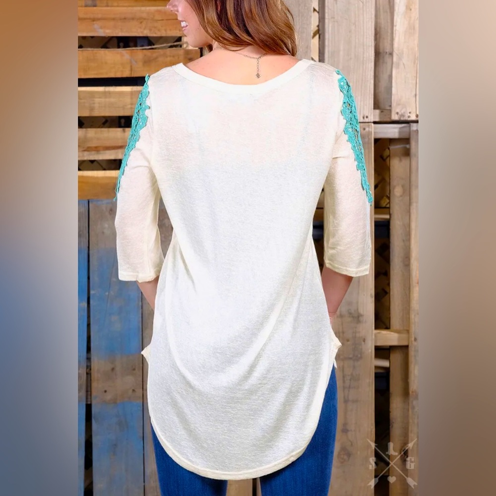 Daisy Rae You Had Me At Howdy Tunic Top Size M. - Picture 2 of 7